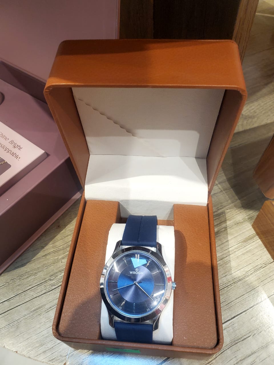 Wrogn Watch