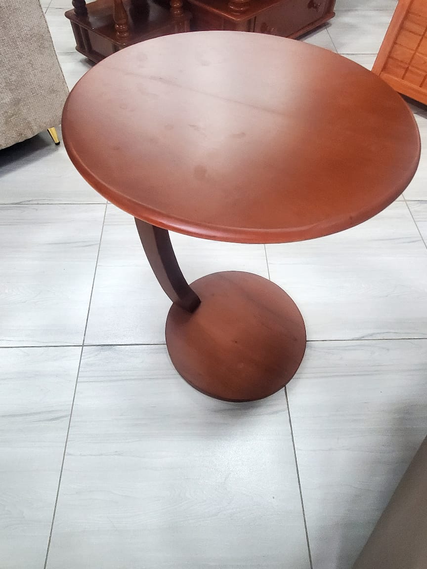 Round Wooden Side Table – Pedestal Base