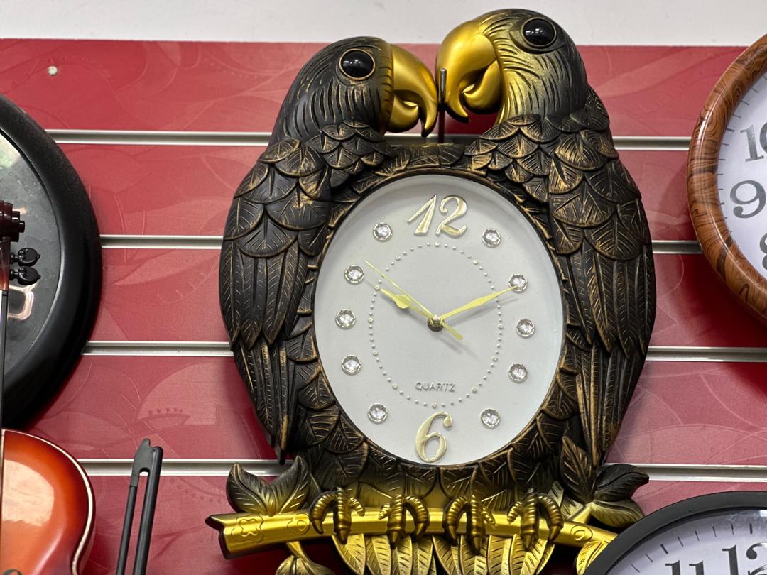 Twin Parrot Decorative Wall Clock